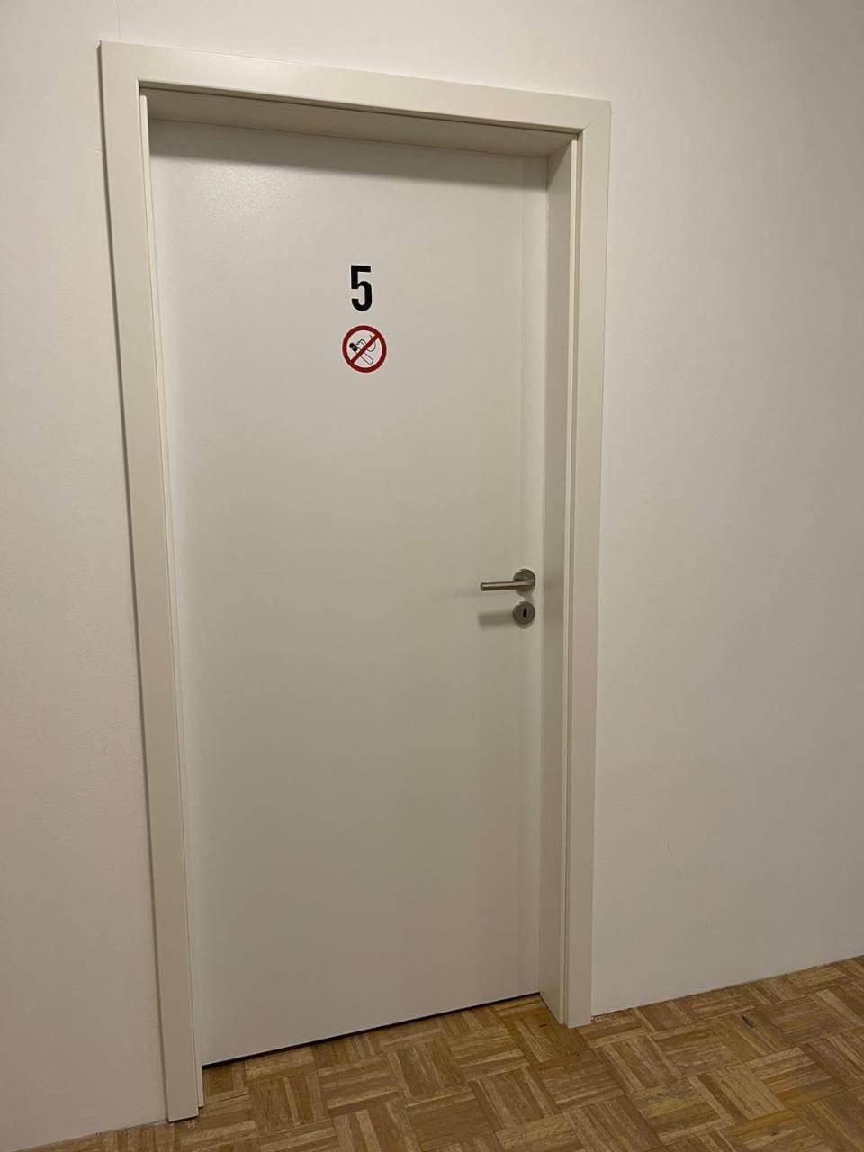 Helle Zentrale Wg Direkt Am Heumarkt *